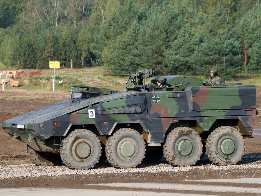  KMW Boxer 8x8 APC 2010 года  (фото 7 из 15)